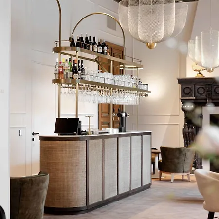 Kasteel Steenenburg Hotel 4*