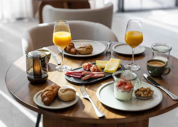 Hotel Kasteel Steenenburg 4*