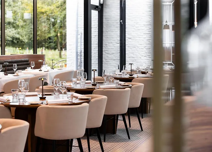 Kasteel Steenenburg Otel 's-Hertogenbosch (Den Bosch)