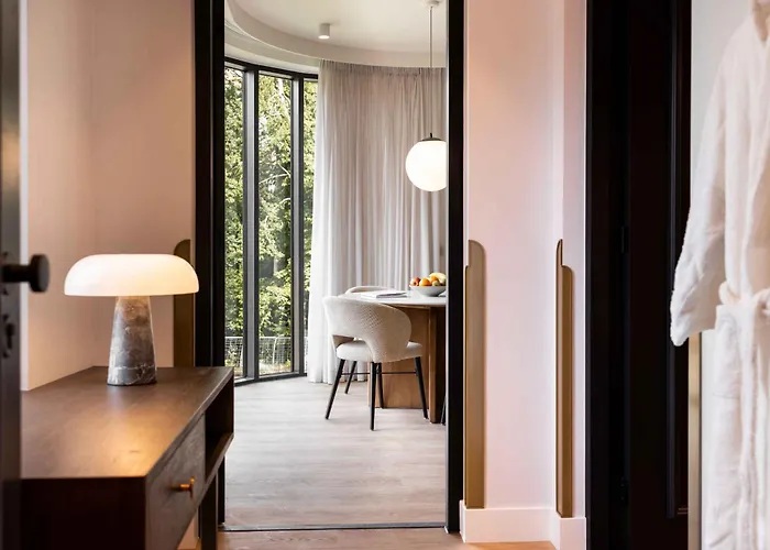 Kasteel Steenenburg Otel 4*